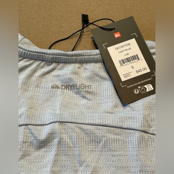 NWT Quiksilver Men's Light Blue T-Shirt Size S Great Gift!​ - Picture 5 of 5
